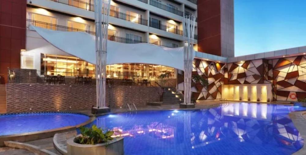 Harper Perintis By Aston Hotel Makassar Exterior photo