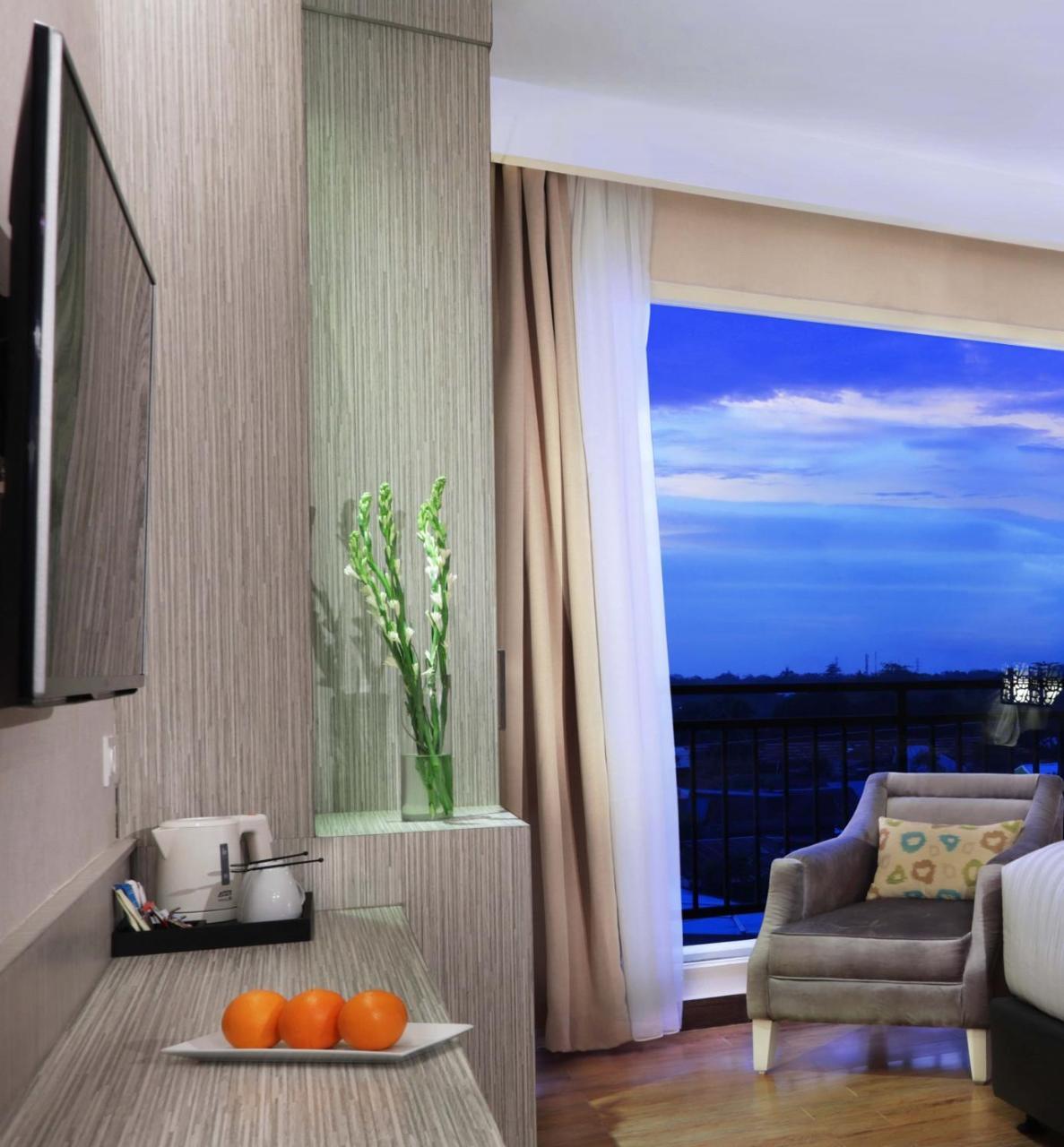 Harper Perintis By Aston Hotel Makassar Exterior photo